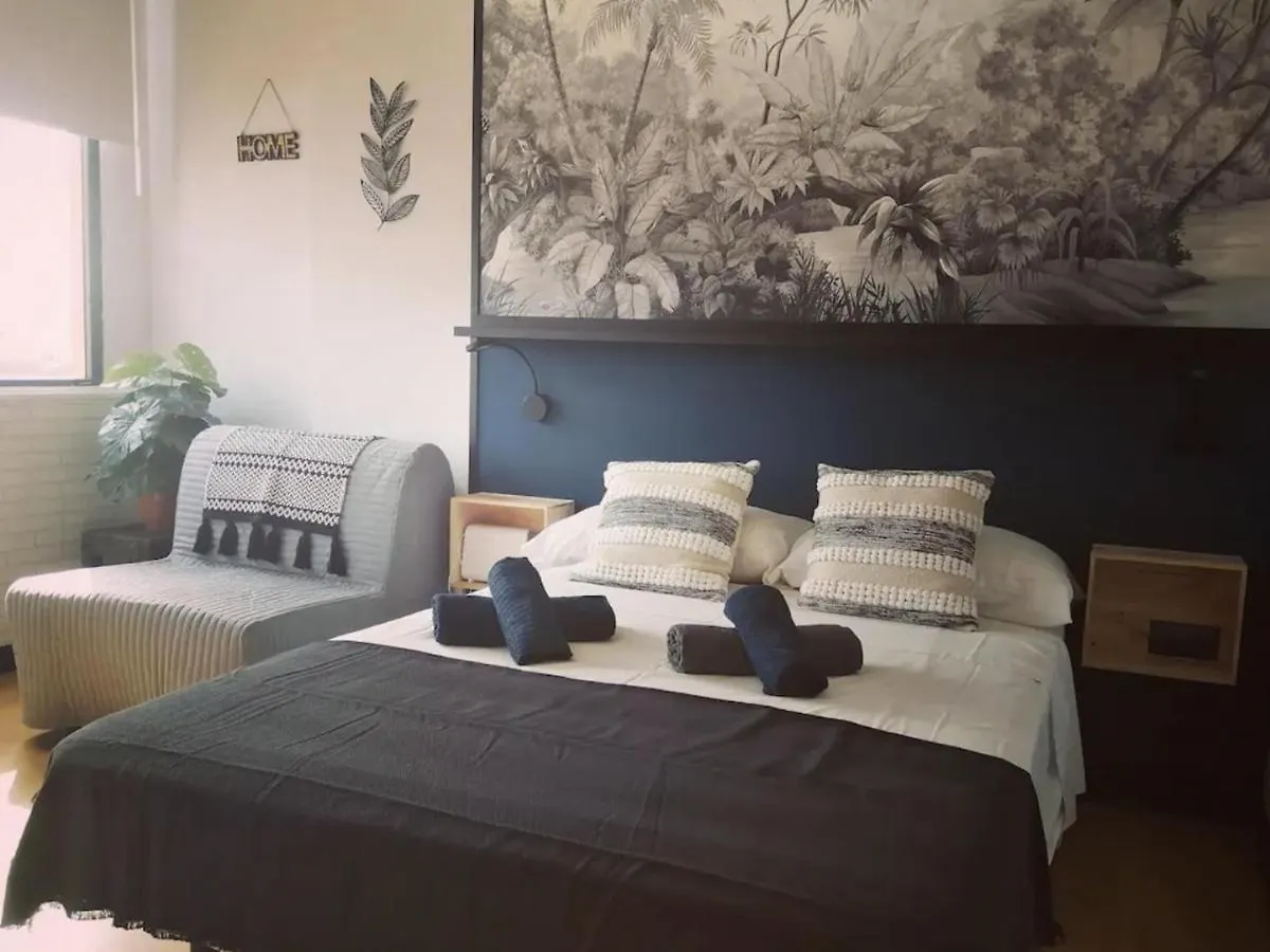 Apartmán H2M Andres Perez Loft En Casco Historico Màlaga